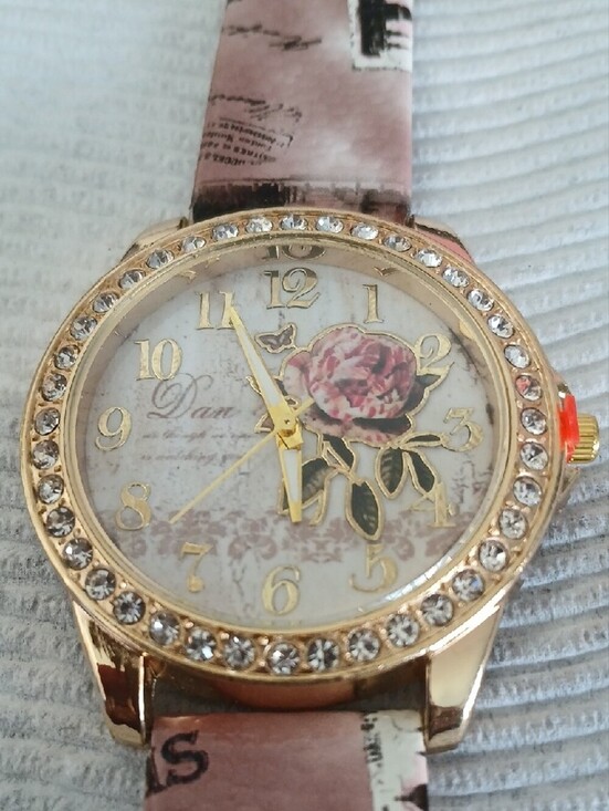 Gold Floral Crystal Women\'s Fashion Watch - Pink Strap
